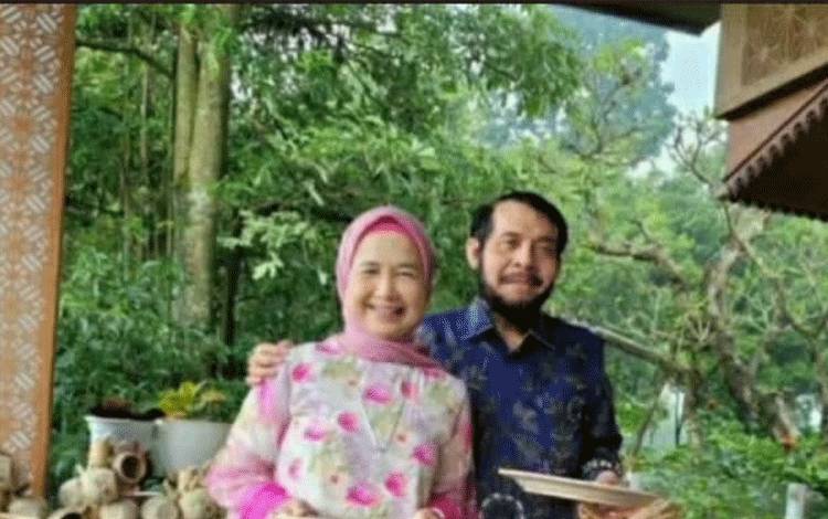 Idayati dengan Anwar Usman. ANTARA/HO-Dokumentasi pribadi