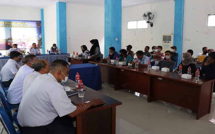 Dishub Kobar dan KPKNL Berikan Sosialiasasi kepada Calon Peserta Lelang Parkir