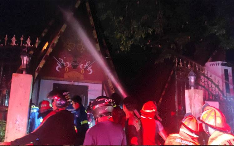 Guest House Pemkab Kapuas Terbakar Dinihari Tadi