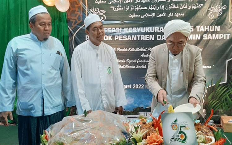 Milad ke-25 Ponpes Darul Amin Sampit Harus Jadi Semangat Santri Tebarkan Risalah Nabi Muhammad