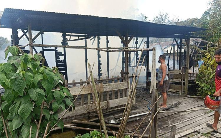 Dua Rumah di Kuala Kurun Habis Terbakar