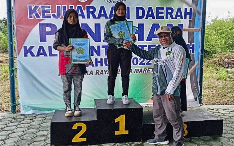 Kotim Raih 2 Emas Pada Kejurda Panahan
