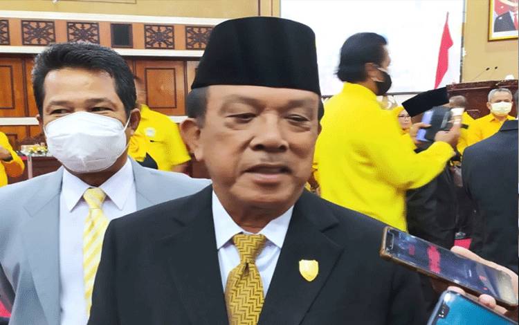 Waket I DPRD Kalteng Ingatkan Masyarakat Tetap Waspada Covid-19