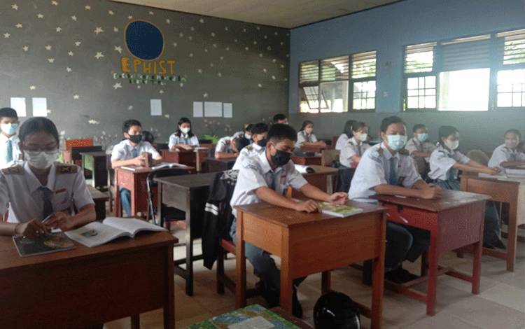 Belasan Siswa di SMAN 1 Kurun Kabupaten Gunung Mas Lolos SNMPTN