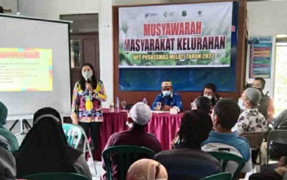 Masyarakat Kelurahan Selat Utara Diajak Bermusyawarah untuk Evaluasi Pelayanan Kesehatan