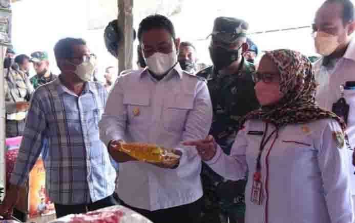 Wagub Kalteng Minta Masyarakat Tidak Perlu Khawatir Soal Stok Kebutuhan Pokok Selama Ramadhan
