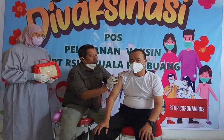Bupati Seruyan Dorong Percepatan Vaksinasi Booster