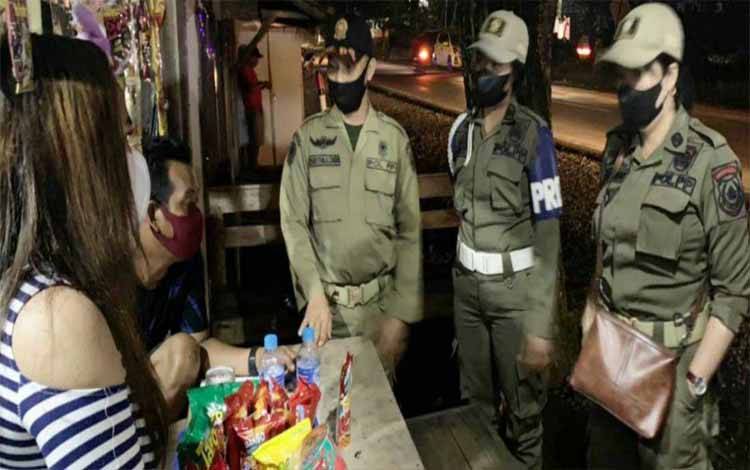 Bulan Ramadan, Satpol PP dan Damkar Kapuas Giatkan Patroli Cipta Kondisi