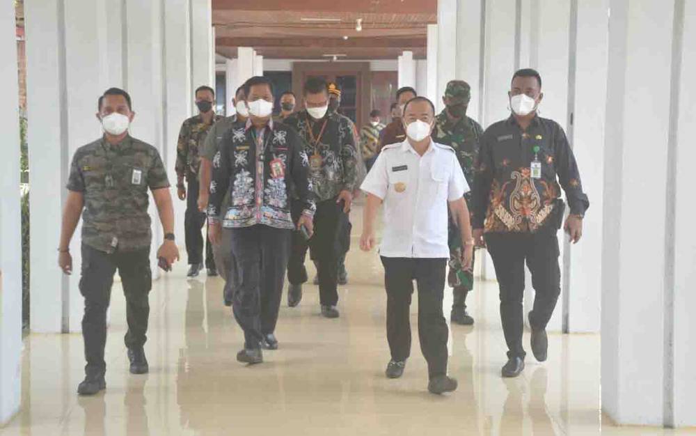 Bupati Seruyan Imbau Pedagang?dan Pembeli Kuliner Ramadan Patuhi Prokes