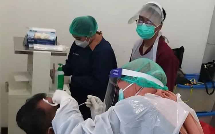 Naik Pesawat Belum Booster Wajib Lampirkan Bukti Negatif Covid-19