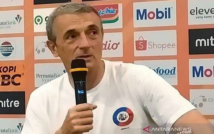 Borneo FC Tunjuk Milomir Seslija sebagai Pelatih Baru