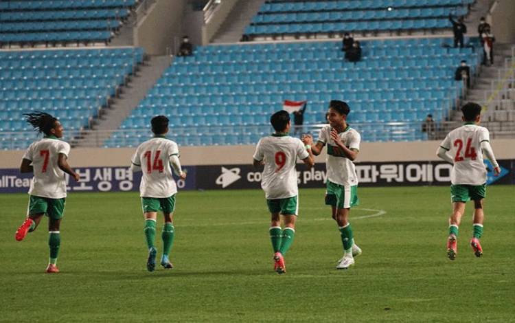 Shin: Timnas U-19 Harus Belajar dari Kekalahan 1-5 saat Hadapi Pohang