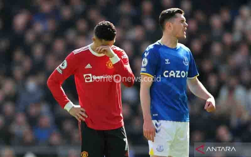 Manchester United Takluk 0 - 1 di Kandang Everton