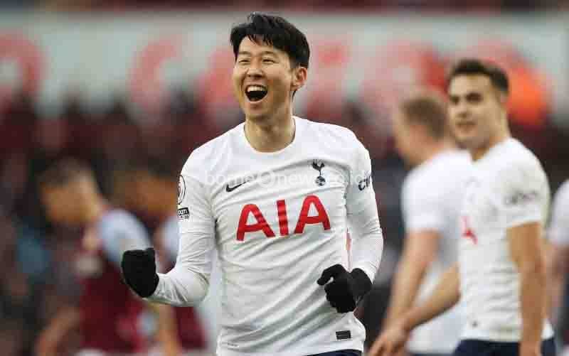 Hattrick Son Heung-min Bawa Spurs Luluh Lantakkan Villa