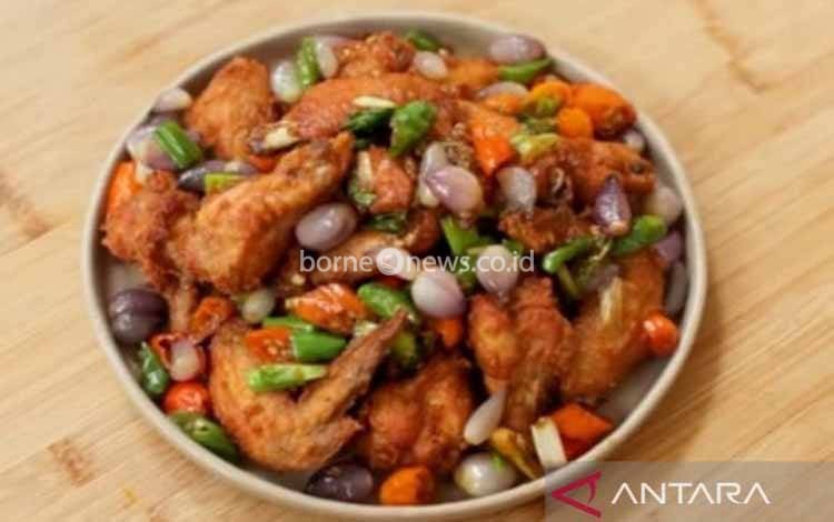 Resep Sayap Ayam Goreng dengan Oseng Bawang