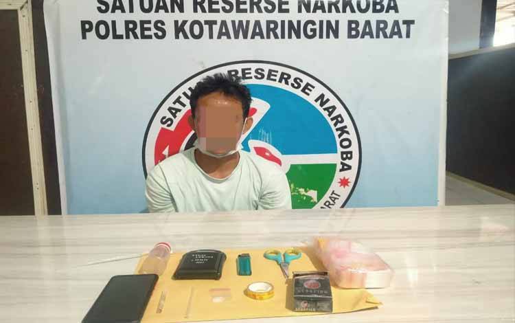 Seorang Pria di Pangkalan Bun Ditangkap saat Hisap Sabu
