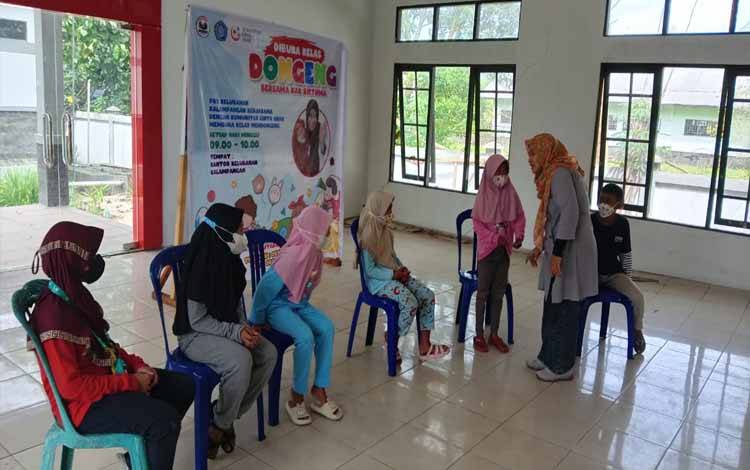 Dewan Apresiasi Kelas Dongeng di Kalampangan
