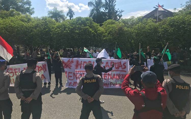 Polres Kapuas Lakukan Pengamanan Unjuk Rasa Mahasiswa