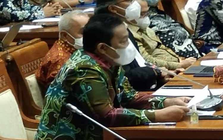 Wagub Kalteng Sampaikan Usulan Kewenangan Pemberian Izin Galian C Kembali ke Daerah
