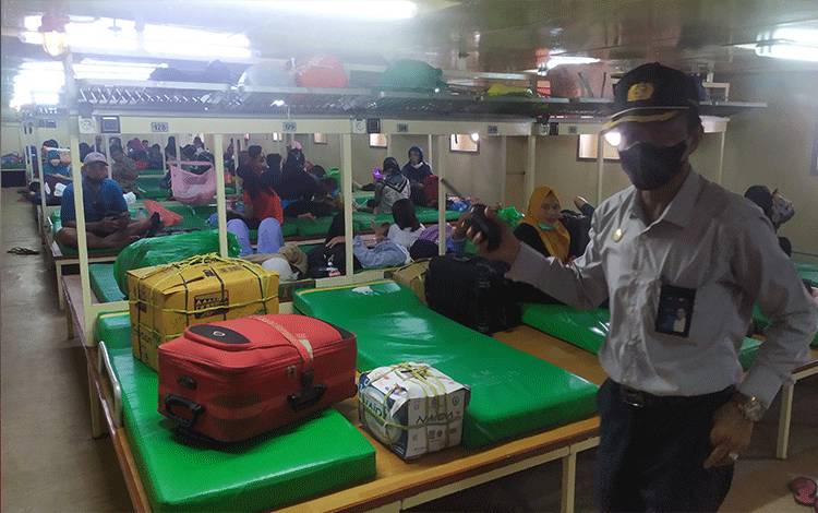 Pelni Sampit Tegaskan Belum Ada Kenaikan Harga Tiket Kapal