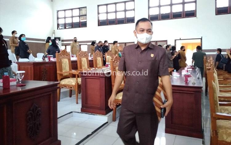 Ketua Badan Pembentukan Peraturan Daerah DPRD Kabupaten Gunung Mas, Evandi