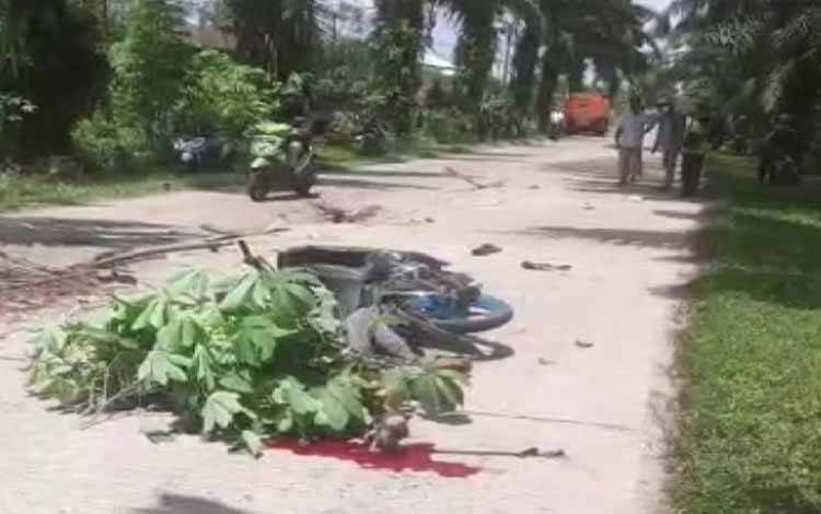 Tabrakan Motor dan Truk Tangki Tewaskan 2 Orang di Jalan HM Arsyad Sampit