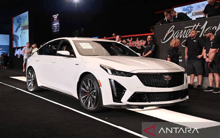 Cadillac CT5-V Blackwing Edisi 120 Tahun Laku Rp3,5 Miliar