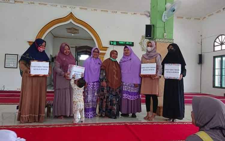 Warga Gunung Mas Sambut Baik Kegiatan Sekolah Ramadan Salimah