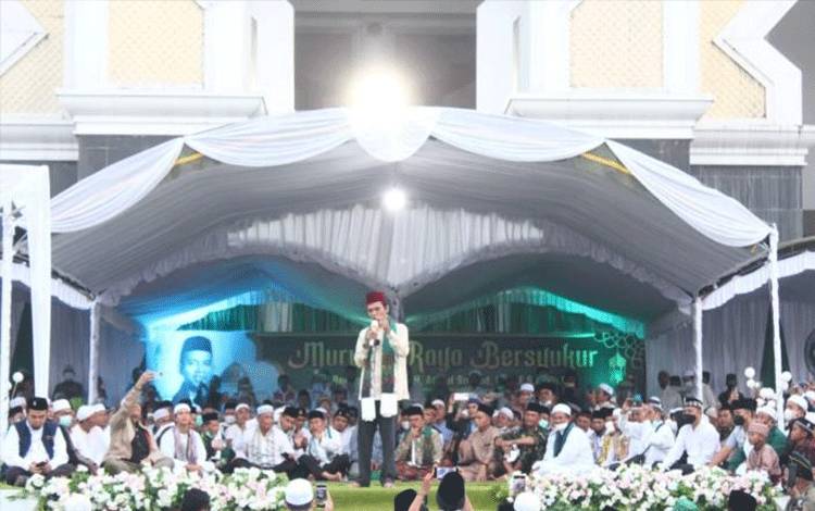 Ribuan Umat Muslim Hadiri Tuasiah Ustaz Abdul Somad di Puruk Cahu