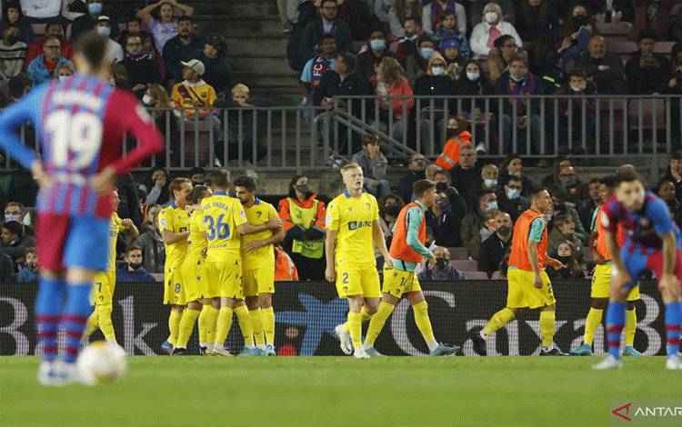 Laju Tidak Terkalahkan Barcelona di Liga Spanyol Dihentikan Cadiz