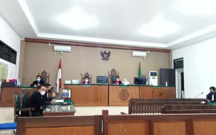 Kades Dadahup GS Dituntut 5 Tahun Penjara