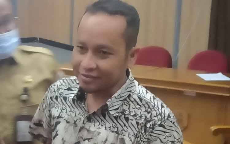 Alat Berat yang Dititipan di Kecamatan Dibiarkan Menganggur