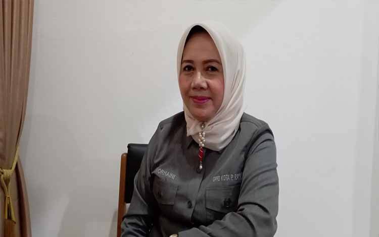 Dewan Minta Pemko Palangka Raya Perkuat Pengawasan Jajanan Anak