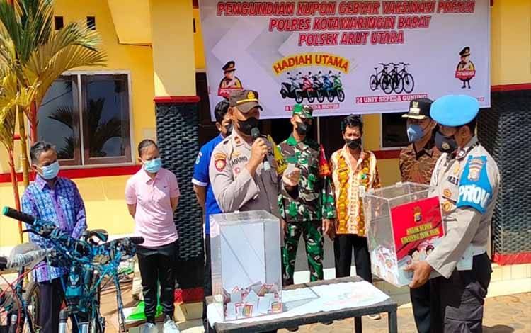 Gebyar Vaksin Berhadiah Polsek Aruta Diundi, Pemenang Mendapatkan Sepeda Motor dan Sepeda Gunung