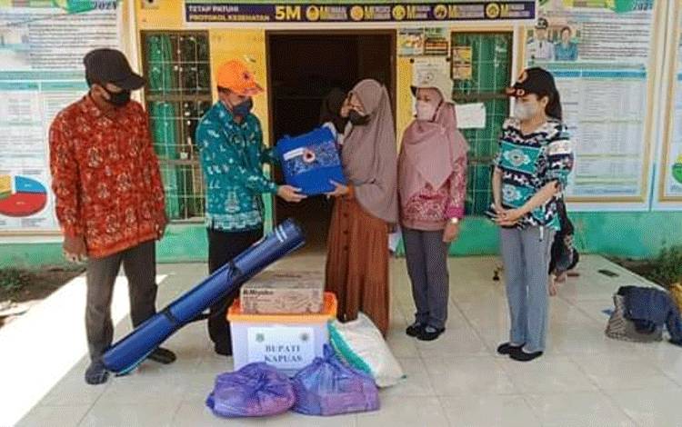 Warga Terdampak Kebakaran Rumah di Basarang Terima Bantuan