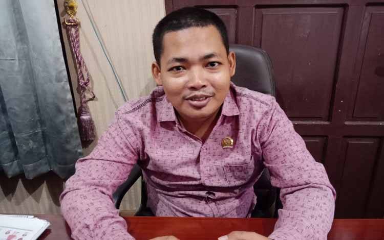Anggota Komisi IV DPRD Kotim, Khozaini