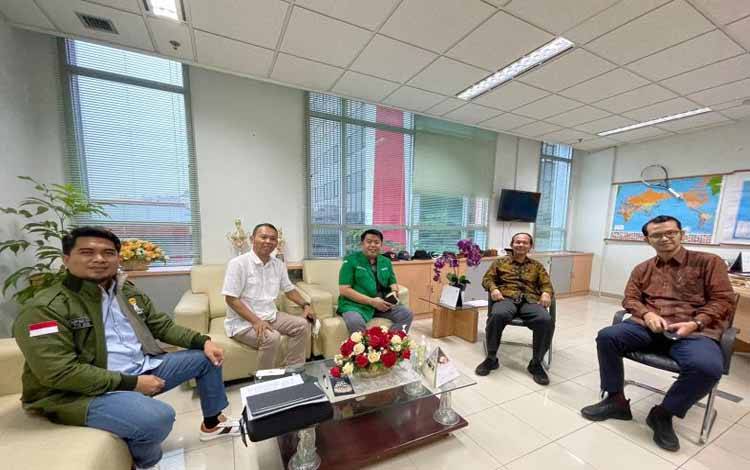 Perwakilan Lembaga Penyuluhan dan Bantuan Hukum Nahdlatul Ulama (LPBH NU), LBH Ansor dan Himpunan Pengusaha Muda Indonesia (HIPMI) mendatangi KY