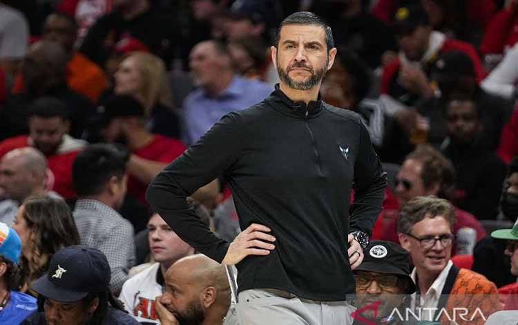 4 Tahun Gagal Tembus Playoff, Hornets Pecat James Borrego