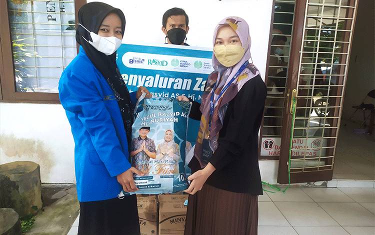 Klinik Bisnis Menyasar Pelaku UMKM Pinggiran Kota Salurkan Zakat H Abdul Rasyid AS