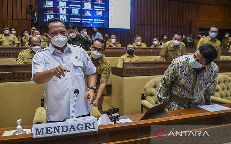 Mendagri Terbitkan Aturan Lengkap Halal Bihalal Lebaran 2022