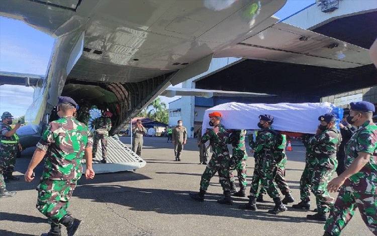 Korban Penembakan KSB di Nduga Diterbangkan ke Surabaya