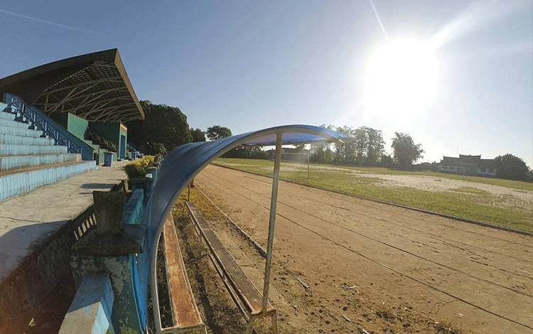 Pemkab Akan Lakukan Perbaikan Stadion Sampuraga Pangkalan Bun