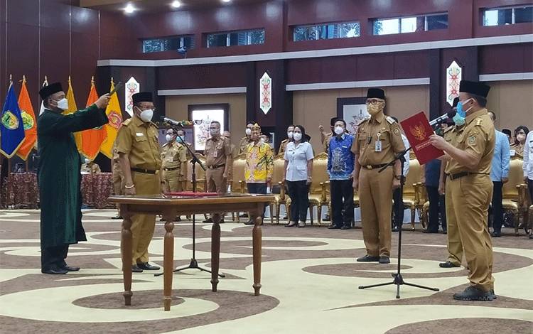 Nuryakin Resmi Jabat Sekda Kalteng