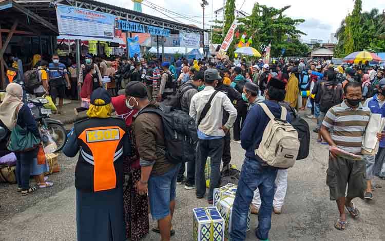 Arus Mudik di Pelabuhan Sampit Alami Penurunan 34 Persen Dibanding Sebelum Pandemi Covid-19