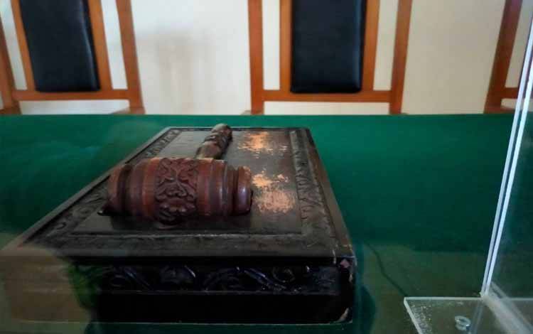 Pencuri Telepon Genggam  ihukum 10 Bulan Penjara