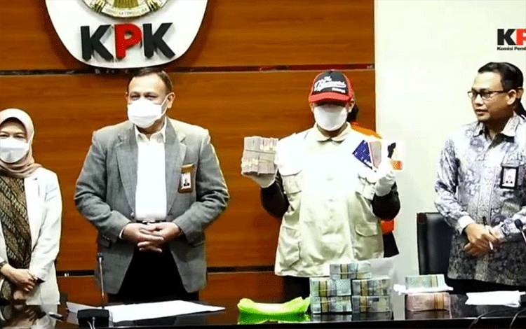 BPK Nonaktifkan Pegawainya yang Terima Suap dari Bupati Bogor