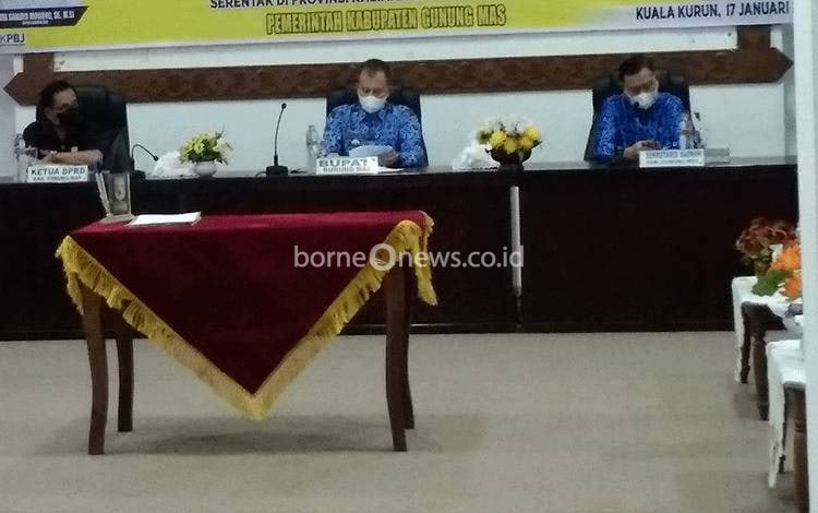 Bupati Gumas Minta Pihak Terkait Aktif dalam Pelaporan Administrasi Kependudukan