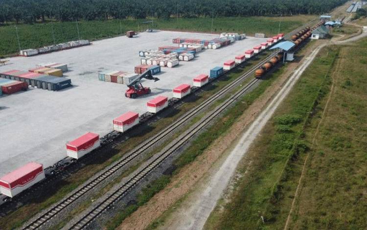 Pemerintah Pasok Gula dan Minyak Goreng Via Tol Lut ke Timur Indonesia