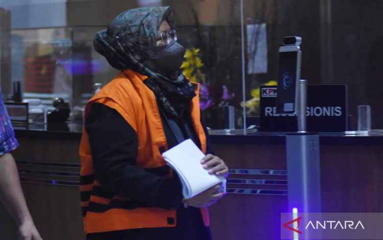 KPK Amankan Dokumen dan Mata Uang Asing Terkait Kasus Ade Yasin