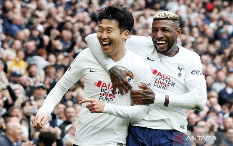 Duet Kane dan Son Bawa Tottenham Hotspur Kalahkan Leicester City 3-1